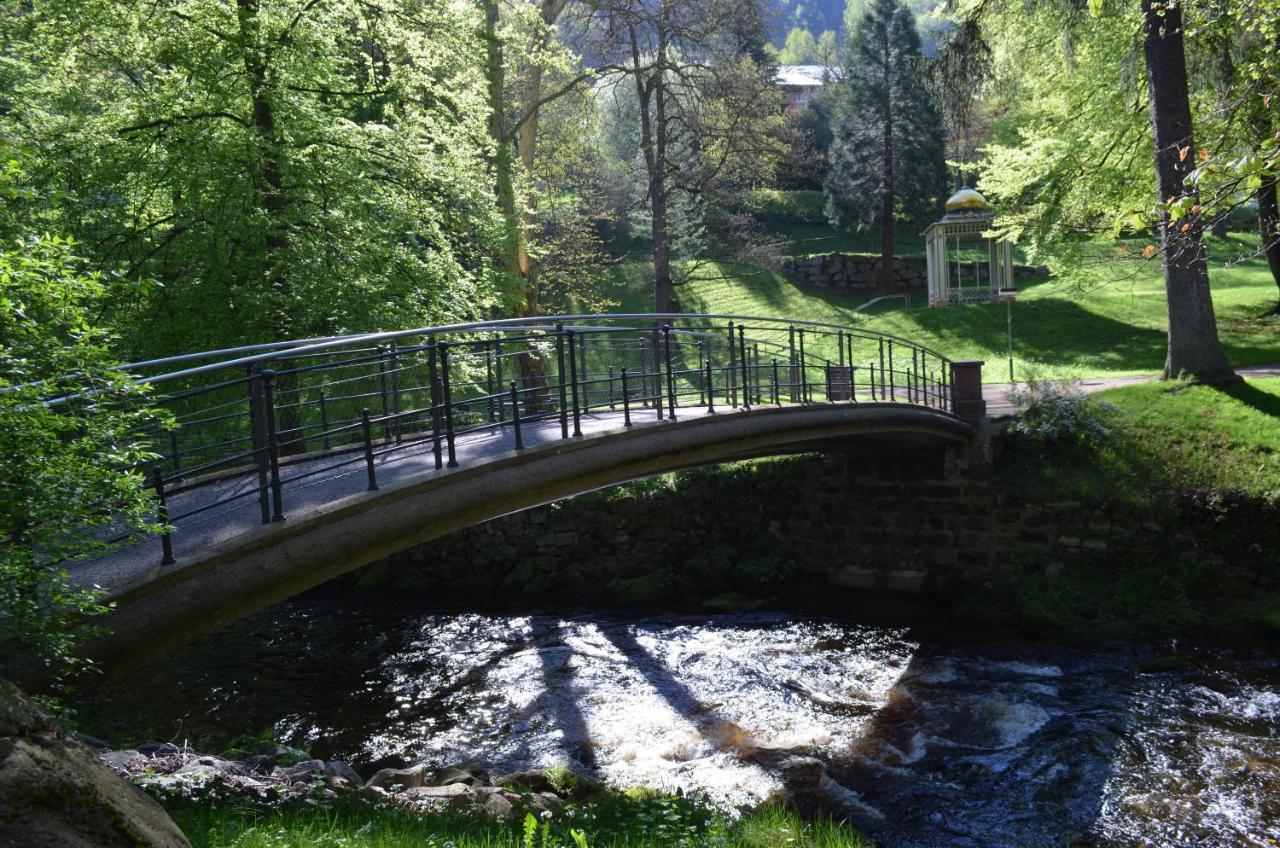 Ferienwohnung Am Kurpark Bad Wildbad Exterior foto